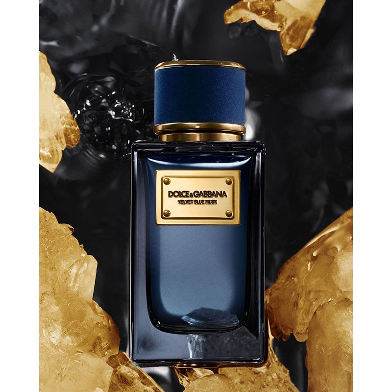 Perfume Velvet Blue Musk 100ml Extrait "Pure" Parfum - Mercado de Luxo - O Maior E-Commerce de Bens, Produtos e Serviços de Luxo do Brasil.