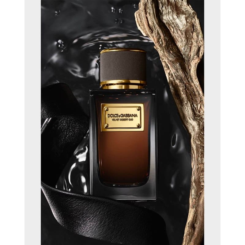 Perfume Velvet Desert Oud 100ml Extrait "Pure" Parfum - Mercado de Luxo - O Maior E-Commerce de Bens, Produtos e Serviços de Luxo do Brasil.