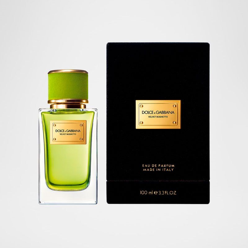 Perfume Velvet Mughetto 100ml Extrait "Pure" Parfum - Mercado de Luxo - O Maior E-Commerce de Bens, Produtos e Serviços de Luxo do Brasil.