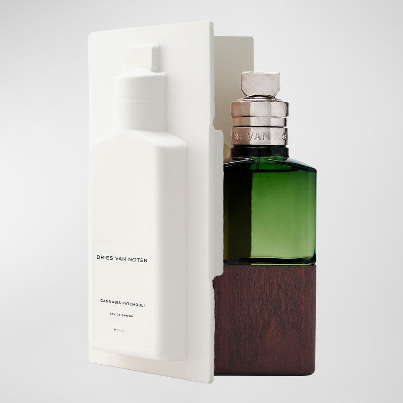 Perfume Cannabis Patchouli 100ml Eau De Parfum - Mercado de Luxo - O Maior E-Commerce de Bens, Produtos e Serviços de Luxo do Brasil.
