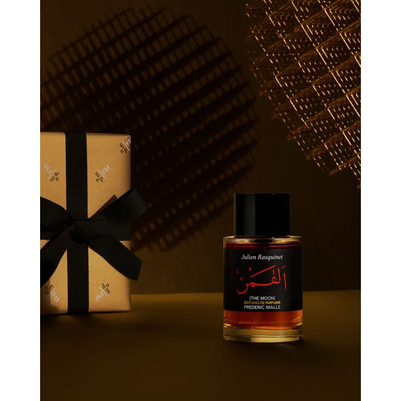 Perfume The Moon 100ml Eau De Parfum - Mercado de Luxo - O Maior E-Commerce de Bens, Produtos e Serviços de Luxo do Brasil.