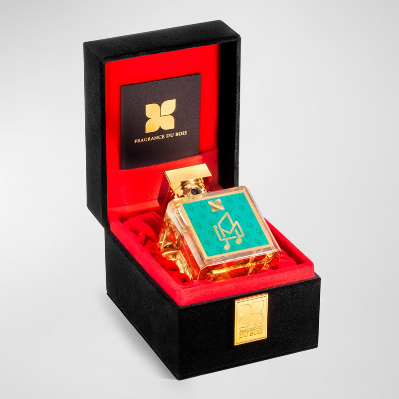 Perfume AM 100ml Extrait "Pure" Parfum - Mercado de Luxo - O Maior E-Commerce de Bens, Produtos e Serviços de Luxo do Brasil.