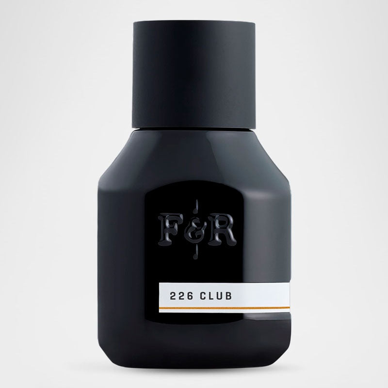 Perfume 226 Club 50ml Extrait "Pure" Parfum - Mercado de Luxo - O Maior E-Commerce de Bens, Produtos e Serviços de Luxo do Brasil.