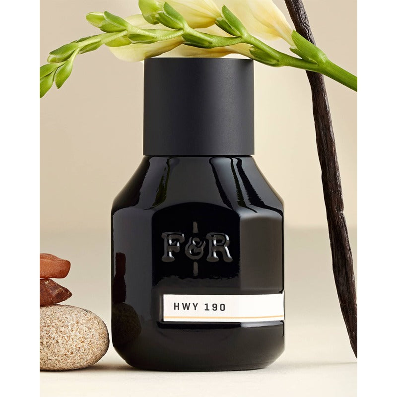 Perfume Hwy 190 50ml Extrait "Pure" Parfum - Mercado de Luxo - O Maior E-Commerce de Bens, Produtos e Serviços de Luxo do Brasil.