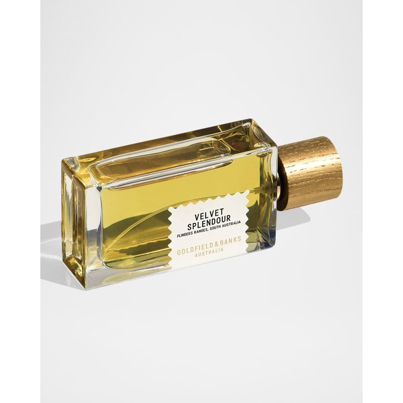 Perfume Velvet Splendour Perfume Concentrate 100ml Extrait "Pure" Parfum - Mercado de Luxo - O Maior E-Commerce de Bens, Produtos e Serviços de Luxo do Brasil.