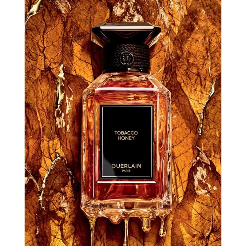 Perfume L'Art & La Matiere Tobacco Honey 200ml Eau De Parfum - Mercado de Luxo - O Maior E-Commerce de Bens, Produtos e Serviços de Luxo do Brasil.