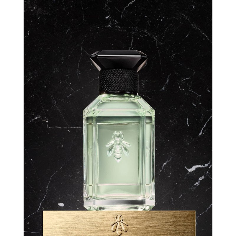 Perfume L'Art & La Matiere Herbes Troublantes 200ml Eau De Parfum - Mercado de Luxo - O Maior E-Commerce de Bens, Produtos e Serviços de Luxo do Brasil.