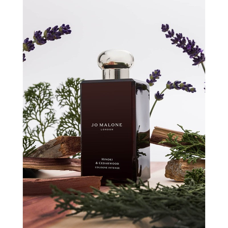 Perfume Hinoki & Cedarwood Cologne Intense100ml Eau de Cologne - Mercado de Luxo - O Maior E-Commerce de Bens, Produtos e Serviços de Luxo do Brasil.