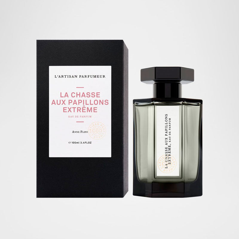 Perfume La Chasse aux Papillons Extreme 100ml Eau De Parfum - Mercado de Luxo - O Maior E-Commerce de Bens, Produtos e Serviços de Luxo do Brasil.