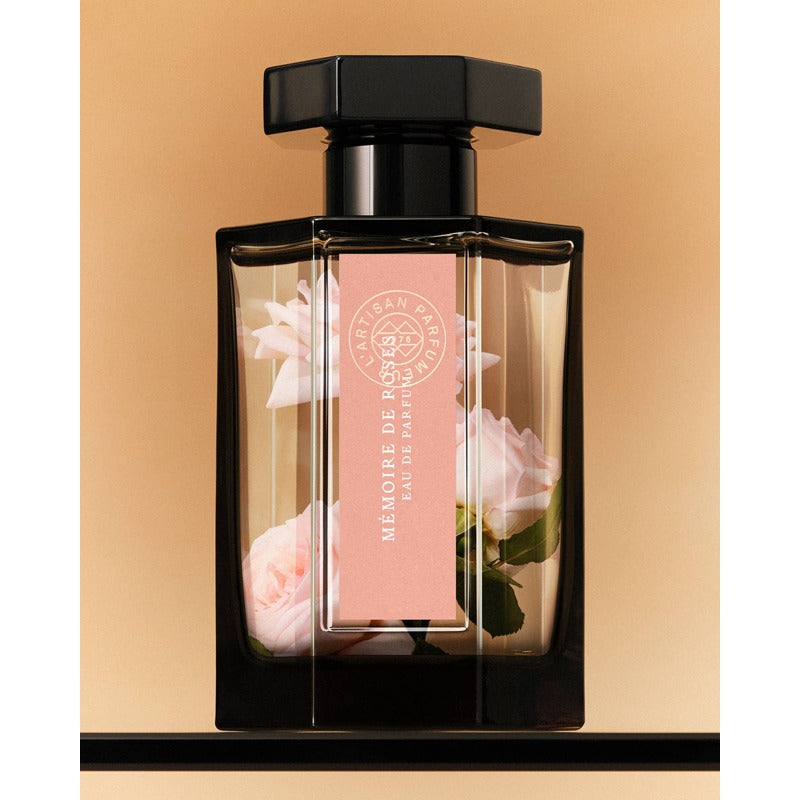 Perfume Memoire de Roses 100ml Eau De Parfum - Mercado de Luxo - O Maior E-Commerce de Bens, Produtos e Serviços de Luxo do Brasil.