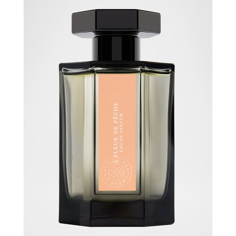Perfume A Fleur de Peche 100ml Eau De Parfum - Mercado de Luxo - O Maior E-Commerce de Bens, Produtos e Serviços de Luxo do Brasil.