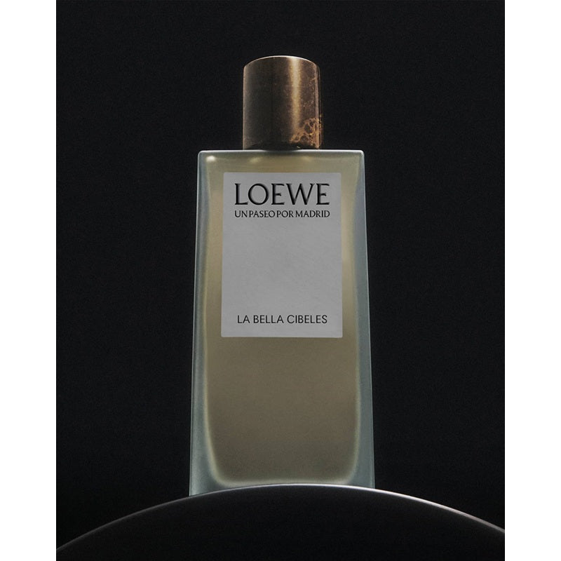 Perfume Un Paseo por Madrid La Bella Cibeles 100ml Eau De Parfum - Mercado de Luxo - O Maior E-Commerce de Bens, Produtos e Serviços de Luxo do Brasil.