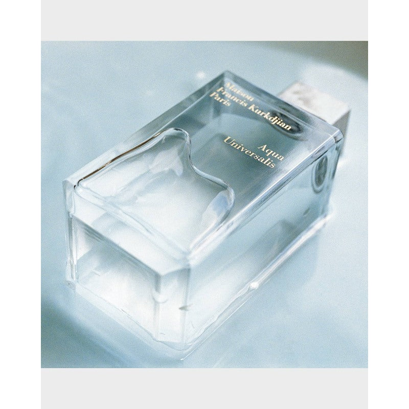 Perfume Aqua Universalis Fragrance Collection 200ml Eau de Toilette - Mercado de Luxo - O Maior E-Commerce de Bens, Produtos e Serviços de Luxo do Brasil.