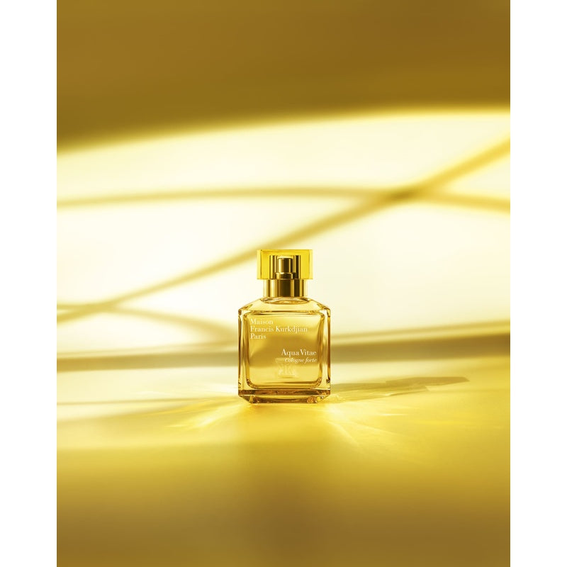 Perfume Aqua Vitae Cologne Forte 200ml Eau de Cologne - Mercado de Luxo - O Maior E-Commerce de Bens, Produtos e Serviços de Luxo do Brasil.