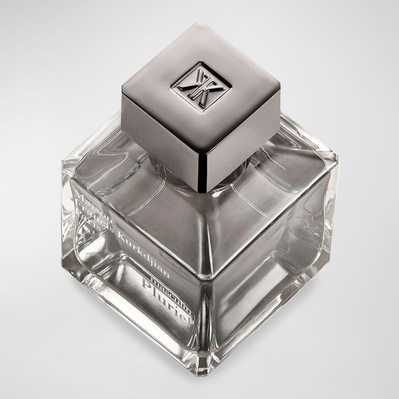Perfume Masculin Pluriel 70ml Eau de Toilette - Mercado de Luxo - O Maior E-Commerce de Bens, Produtos e Serviços de Luxo do Brasil.