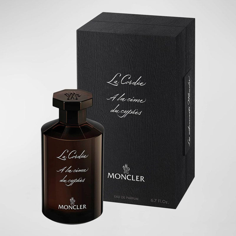 Perfume La Cordee 200ml Eau De Parfum - Mercado de Luxo - O Maior E-Commerce de Bens, Produtos e Serviços de Luxo do Brasil.