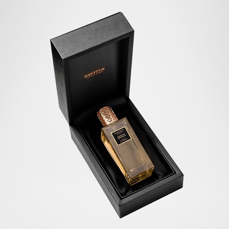 Perfume Ambrosia Imperiale 125ml Eau De Parfum - Mercado de Luxo - O Maior E-Commerce de Bens, Produtos e Serviços de Luxo do Brasil.