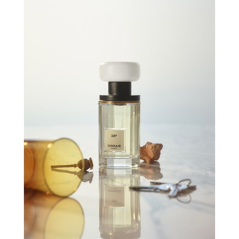 Perfume 28 100ml Eau De Parfum - Mercado de Luxo - O Maior E-Commerce de Bens, Produtos e Serviços de Luxo do Brasil.