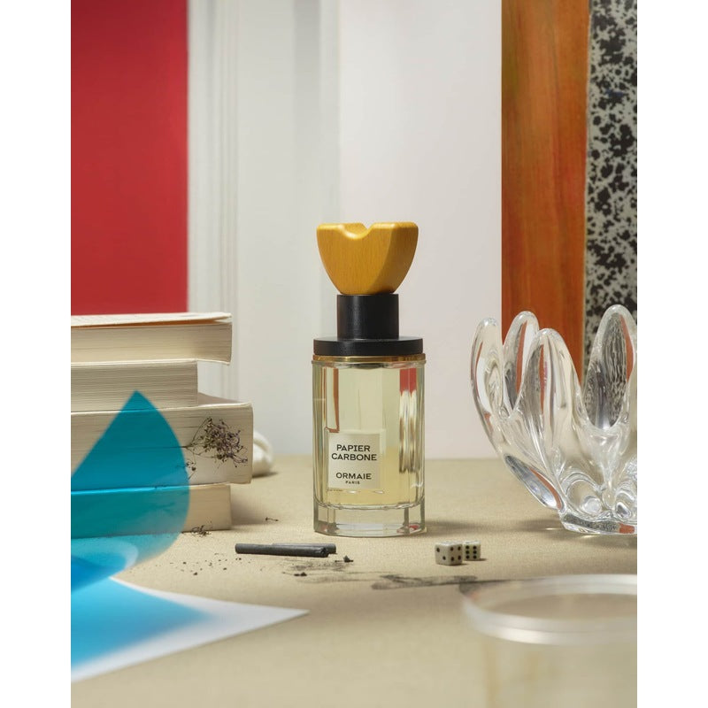 Perfume Papier Carbone 100ml Eau De Parfum - Mercado de Luxo - O Maior E-Commerce de Bens, Produtos e Serviços de Luxo do Brasil.