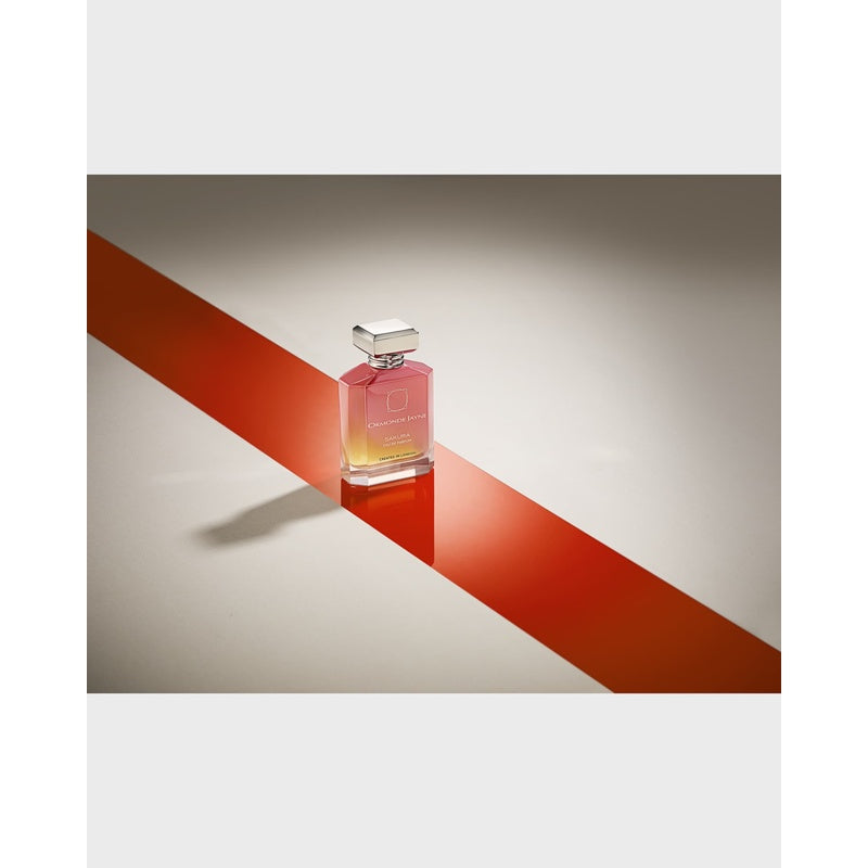 Perfume Sakura 85ml Eau De Parfum - Mercado de Luxo - O Maior E-Commerce de Bens, Produtos e Serviços de Luxo do Brasil.