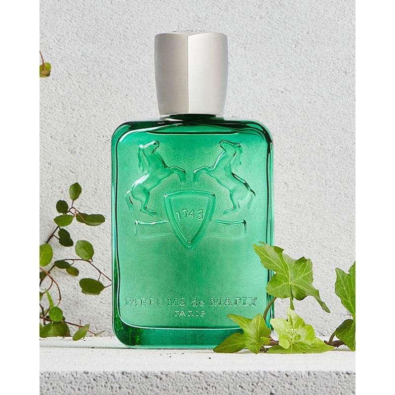 Perfume Greenley 120ml Eau De Parfum - Mercado de Luxo - O Maior E-Commerce de Bens, Produtos e Serviços de Luxo do Brasil.