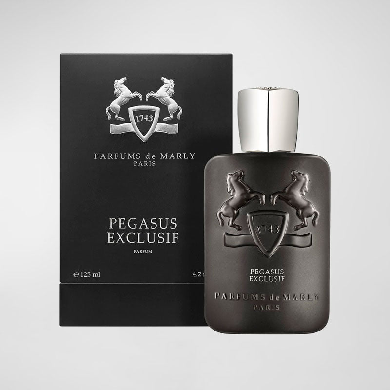Perfume Pegasus Exclusif 120ml Extrait "Pure" Parfum - Mercado de Luxo - O Maior E-Commerce de Bens, Produtos e Serviços de Luxo do Brasil.
