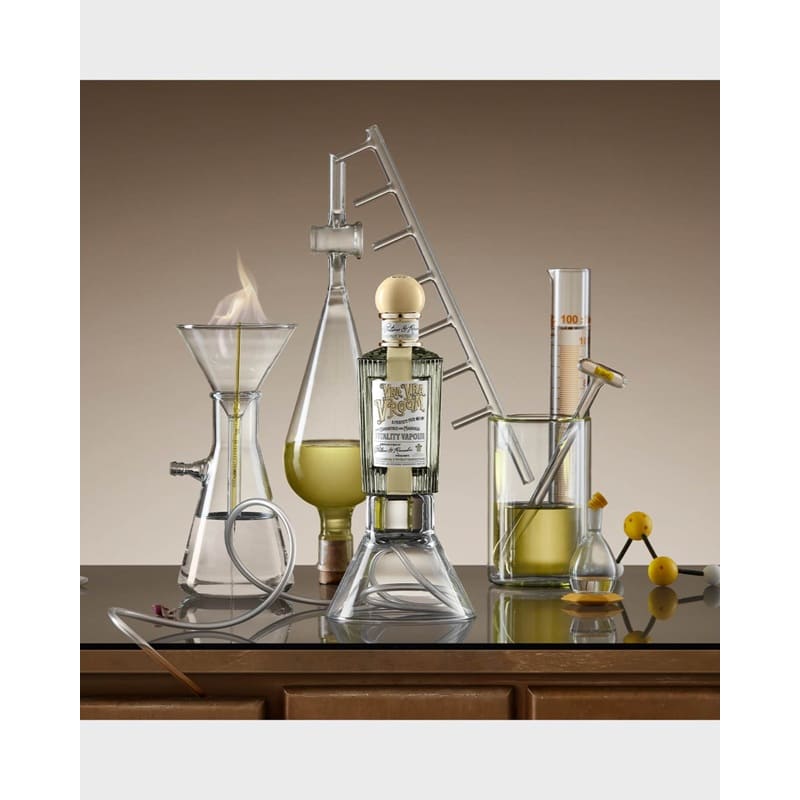 Perfume Vra Vra Vroom 100ml Eau De Parfum - Mercado de Luxo - O Maior E-Commerce de Bens, Produtos e Serviços de Luxo do Brasil.