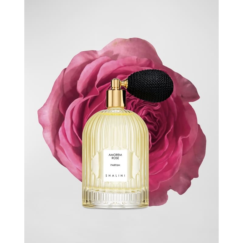 Perfume Amorem Rose Parfum in Byzantine Glass Flacon w/ Black Bulb Atomizer 100ml Extrait "Pure" Parfum - Mercado de Luxo - O Maior E-Commerce de Bens, Produtos e Serviços de Luxo do Brasil.