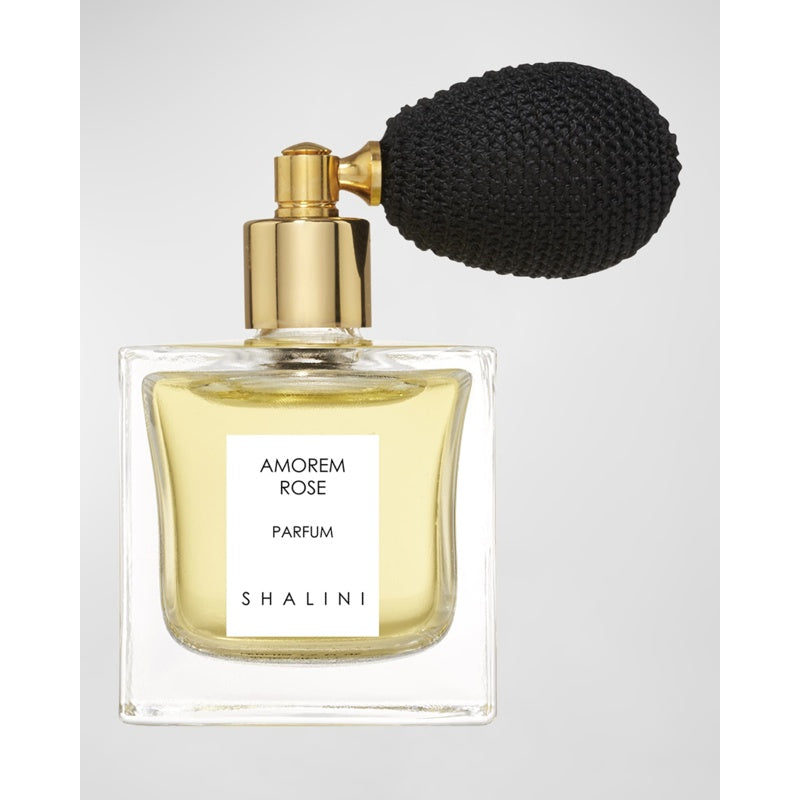 Perfume Amorem Rose Cubique Glass Bottle with Black Bulb Atomizer 50ml Extrait "Pure" Parfum - Mercado de Luxo - O Maior E-Commerce de Bens, Produtos e Serviços de Luxo do Brasil.