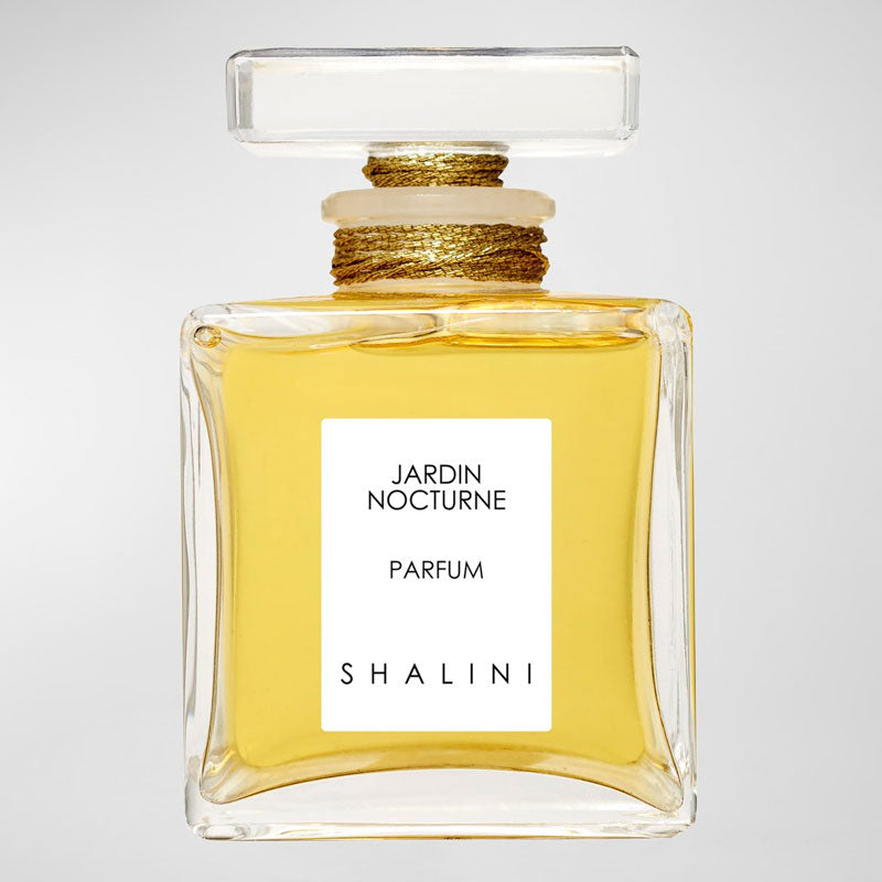 Perfume Jardin Nocturne Cubique Glass Bottle with Glass Stopper sealed with Gold Thread 50ml Extrait "Pure" Parfum - Mercado de Luxo - O Maior E-Commerce de Bens, Produtos e Serviços de Luxo do Brasil.