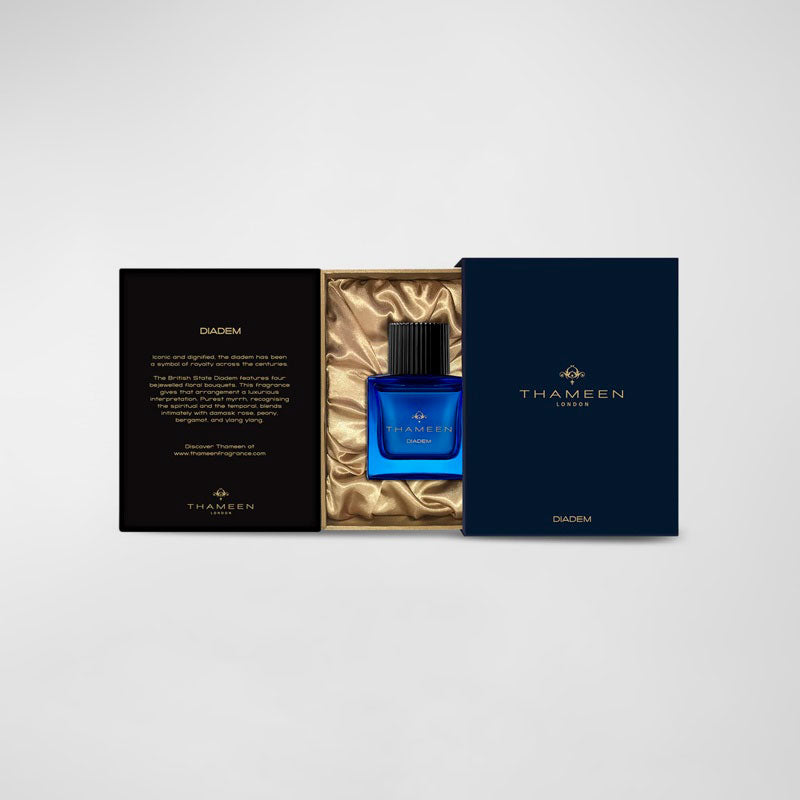 Perfume Diadem 50ml Extrait "Pure" Parfum - Mercado de Luxo - O Maior E-Commerce de Bens, Produtos e Serviços de Luxo do Brasil.