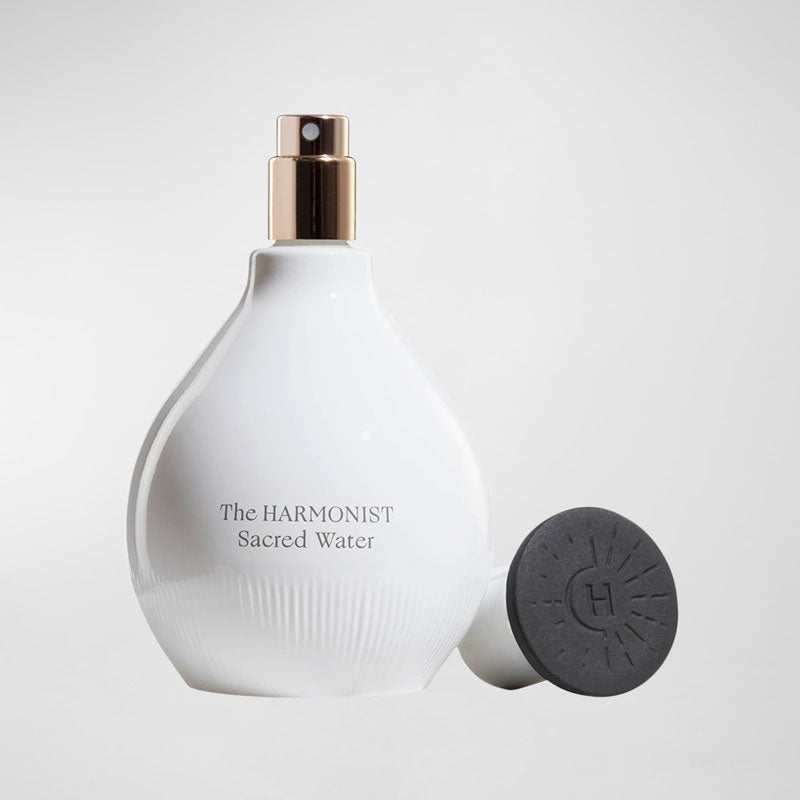 Perfume Sacred Water Yang 50ml Eau De Parfum - Mercado de Luxo - O Maior E-Commerce de Bens, Produtos e Serviços de Luxo do Brasil.
