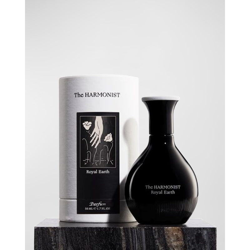 Perfume Royal Earth 50ml Eau De Parfum - Mercado de Luxo - O Maior E-Commerce de Bens, Produtos e Serviços de Luxo do Brasil.