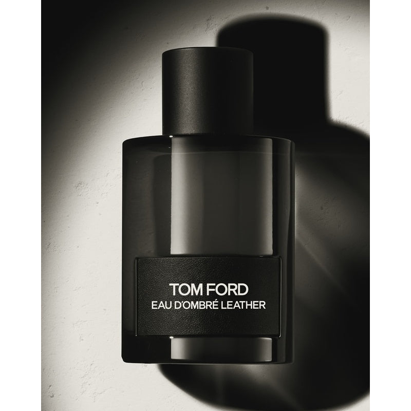 Perfume Eau D’Ombré Leather 100ml Eau De Parfum - Mercado de Luxo - O Maior E-Commerce de Bens, Produtos e Serviços de Luxo do Brasil.