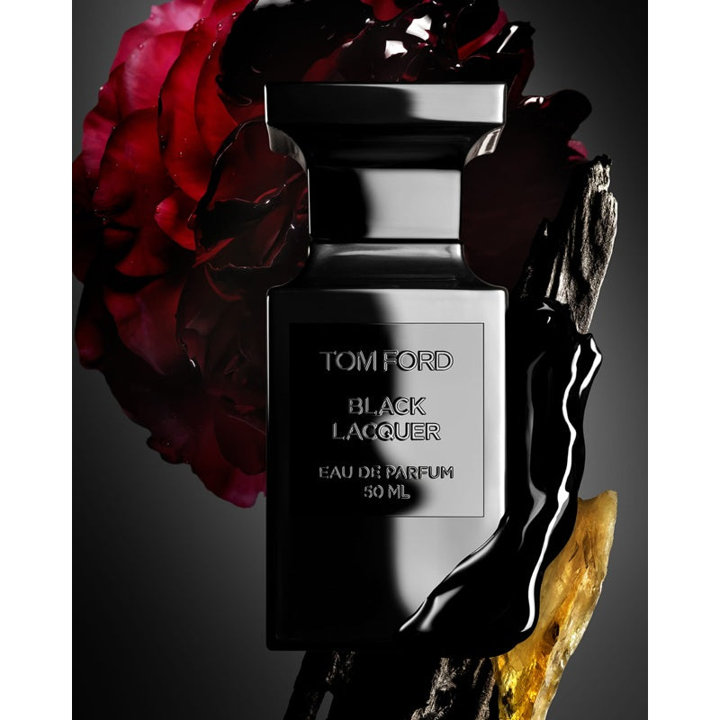 Perfume Black Lacquer 50ml Eau De Parfum - Mercado de Luxo - O Maior E-Commerce de Bens, Produtos e Serviços de Luxo do Brasil.