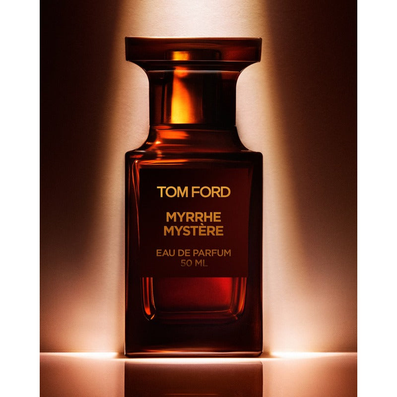 Perfume Myrrhe Mystère Fragrance 50ml Eau De Parfum - Mercado de Luxo - O Maior E-Commerce de Bens, Produtos e Serviços de Luxo do Brasil.