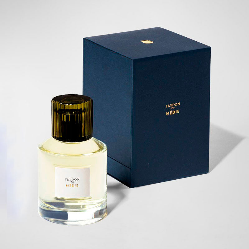 Perfume Medie 100ml Eau De Parfum - Mercado de Luxo - O Maior E-Commerce de Bens, Produtos e Serviços de Luxo do Brasil.