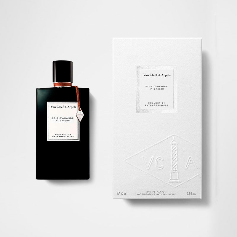 Perfume Bois D'Amande 75ml Eau De Parfum - Mercado de Luxo - O Maior E-Commerce de Bens, Produtos e Serviços de Luxo do Brasil.