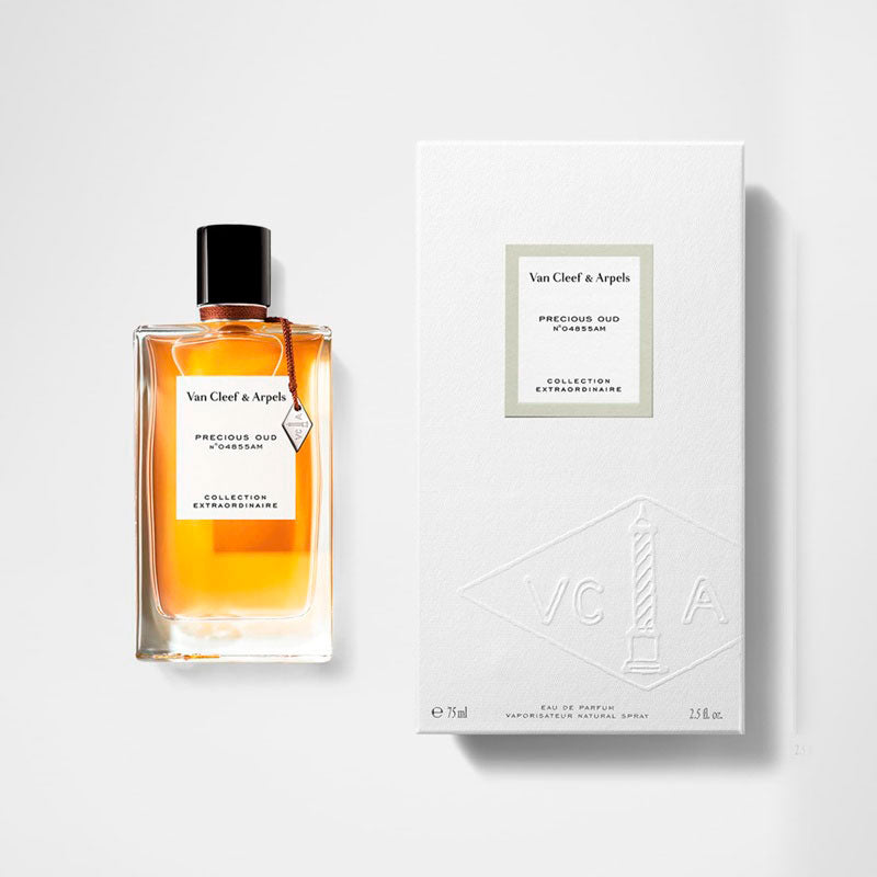 Perfume Precious Oud 75ml Eau De Parfum - Mercado de Luxo - O Maior E-Commerce de Bens, Produtos e Serviços de Luxo do Brasil.