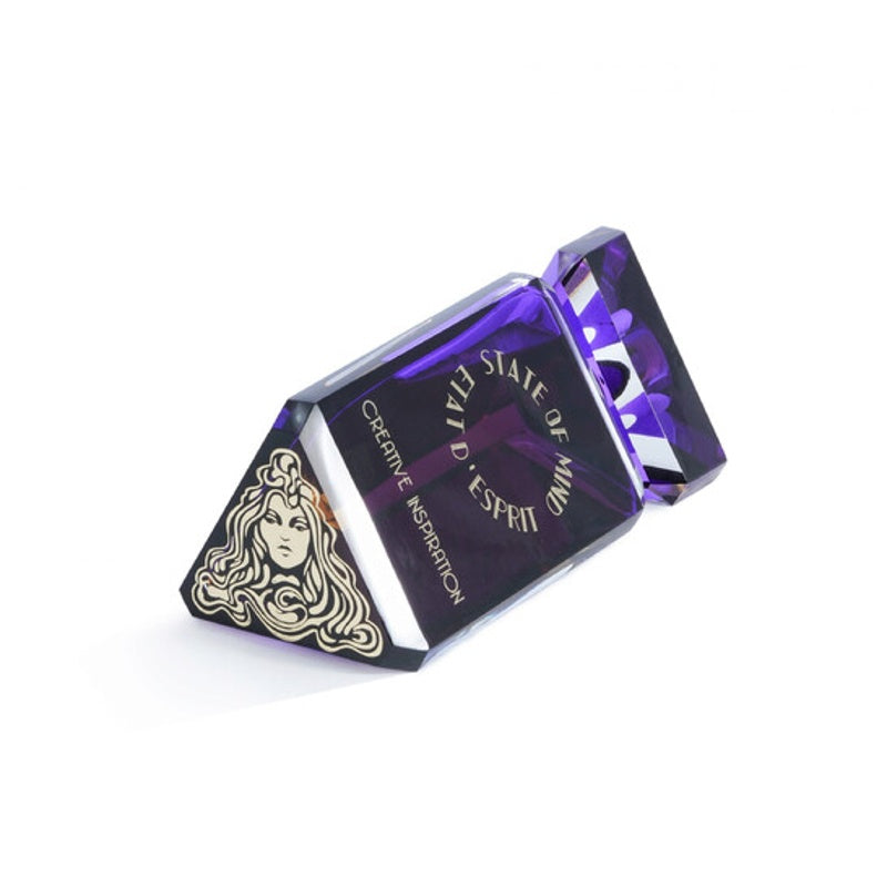 Perfume Creative Inspiration Eau De Parfum 100ml - Mercado de Luxo - O Maior E-Commerce de Bens, Produtos e Serviços de Luxo do Brasil.