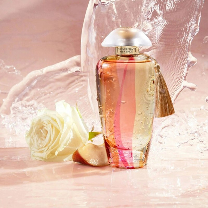 Perfume Suave Petals Eau De Parfum 100ml - Mercado de Luxo - O Maior E-Commerce de Bens, Produtos e Serviços de Luxo do Brasil.