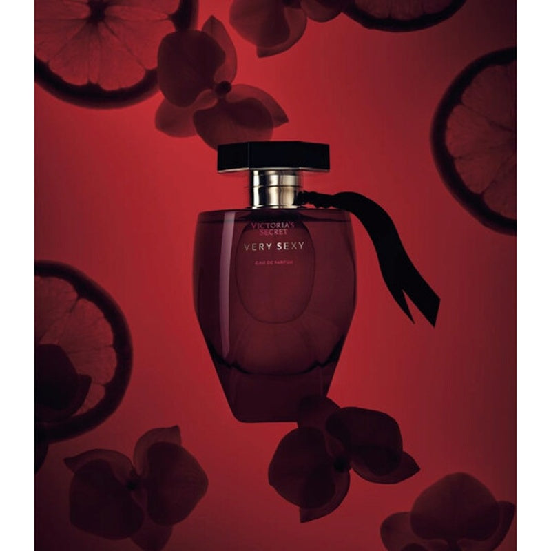 Perfume Very Sexy Eau De Parfum 100ml - Mercado de Luxo - O Maior E-Commerce de Bens, Produtos e Serviços de Luxo do Brasil.