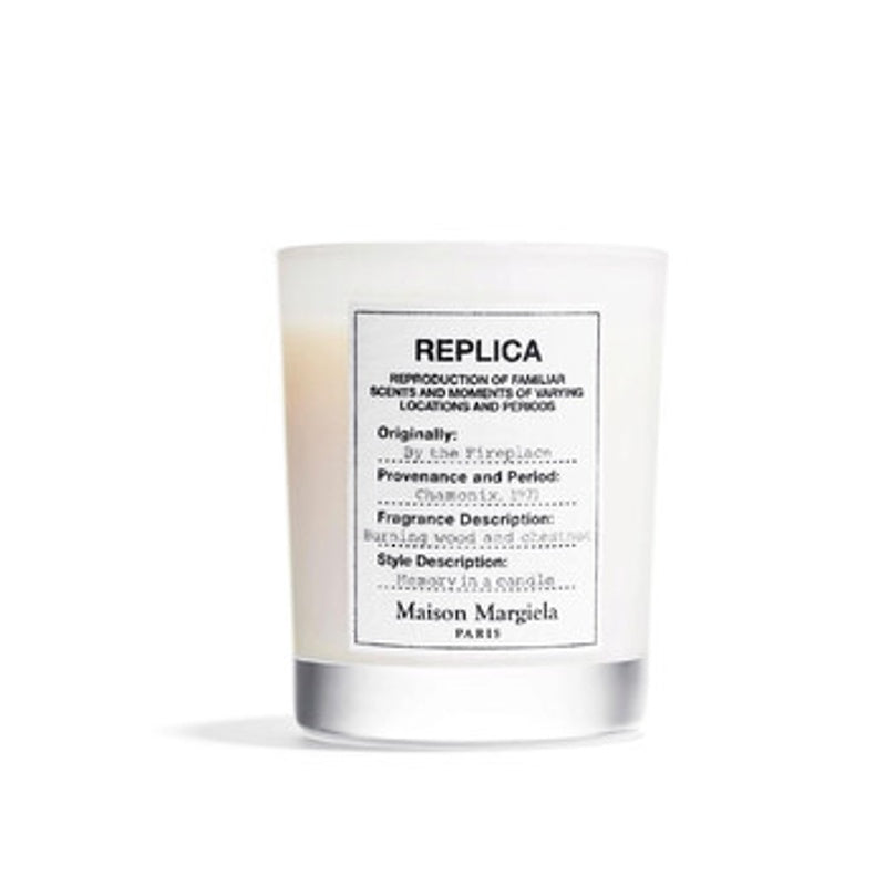 Vela Replica By The Fireplace 170g - Mercado de Luxo - O Maior E-Commerce de Bens, Produtos e Serviços de Luxo do Brasil.
