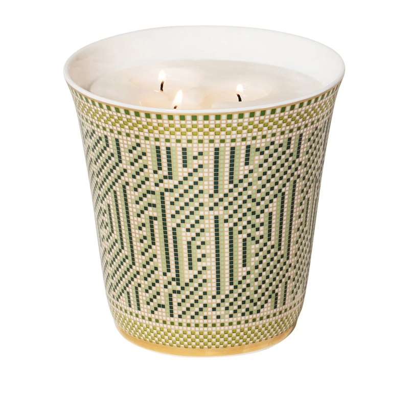 Vela Large Porcelain Augusta and Tumbler 950g - Mercado de Luxo - O Maior E-Commerce de Bens, Produtos e Serviços de Luxo do Brasil.