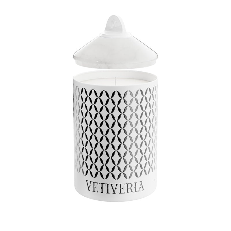 Vela Vetiveria Lux Scented with Cover - Mercado de Luxo - O Maior E-Commerce de Bens, Produtos e Serviços de Luxo do Brasil.