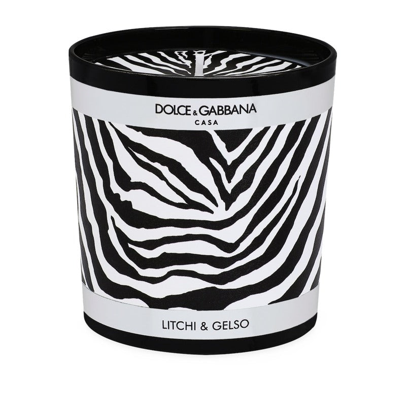Vela Porcelain Lychee and Mulberry 250g - Mercado de Luxo - O Maior E-Commerce de Bens, Produtos e Serviços de Luxo do Brasil.