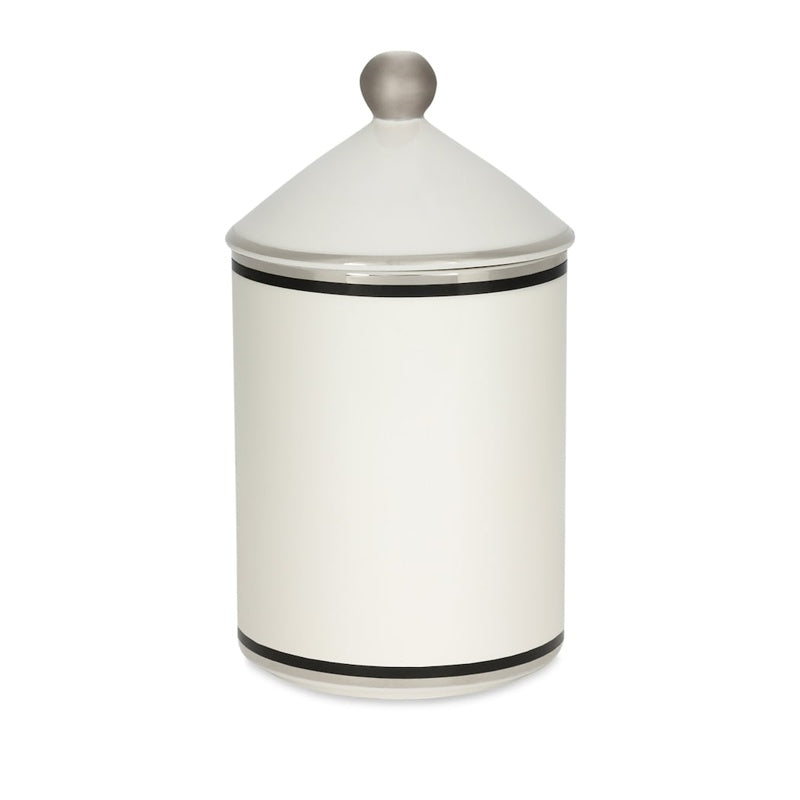 Vela Porcelain Lychee and Mulberry 340g - Mercado de Luxo - O Maior E-Commerce de Bens, Produtos e Serviços de Luxo do Brasil.