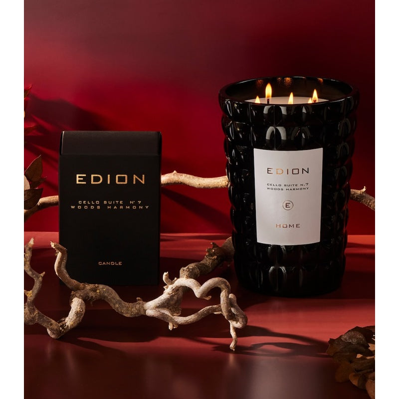 Vela Cello Suite No.7 Wood Harmony 300g - Mercado de Luxo - O Maior E-Commerce de Bens, Produtos e Serviços de Luxo do Brasil.