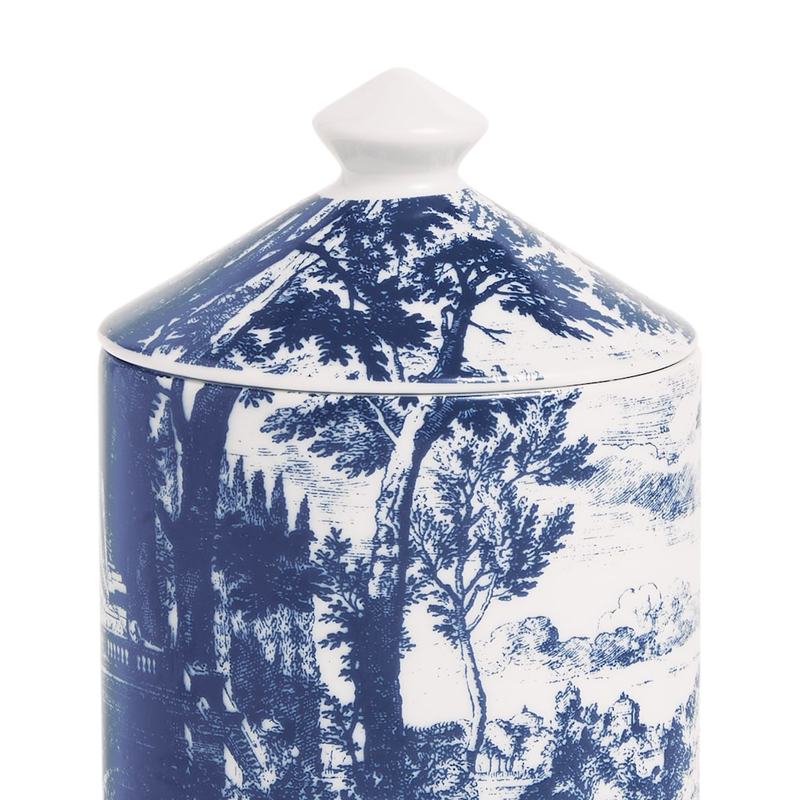 Vela Giardino Segreto Se Poi 310g - Mercado de Luxo - O Maior E-Commerce de Bens, Produtos e Serviços de Luxo do Brasil.