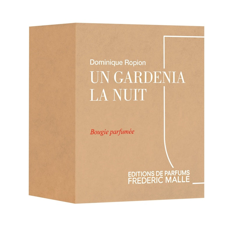 Vela Un Gardenia La Nuit 220g - Mercado de Luxo - O Maior E-Commerce de Bens, Produtos e Serviços de Luxo do Brasil.